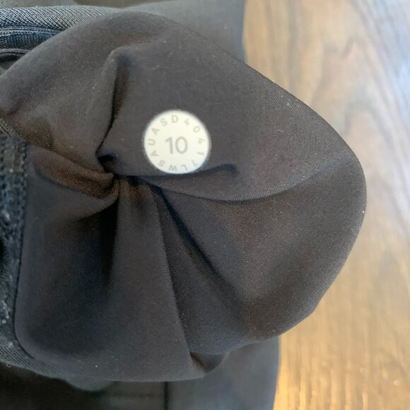 Lululemon Athletica Charcoal Women's Pants - Picture 6 of 9